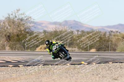 media/Dec-06-2025-CVMA (Sat) [[4a896cc04c]]/Race 8- Formula 40 MW and LW/